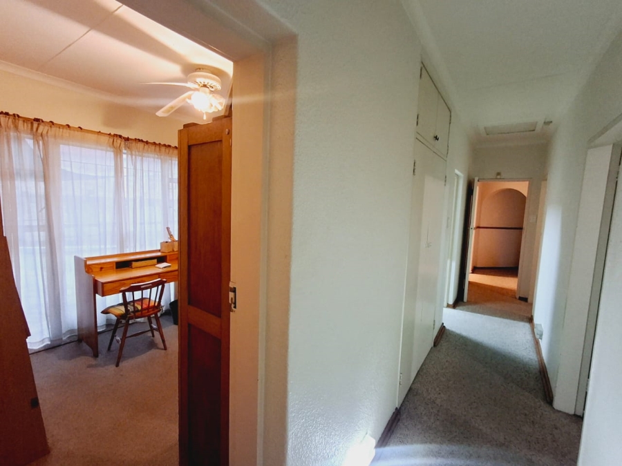 4 Bedroom Property for Sale in Vaalpark Free State